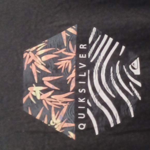 Quiksilver Med Black Shortsleeve Graphic Tee - Picture 2 of 4